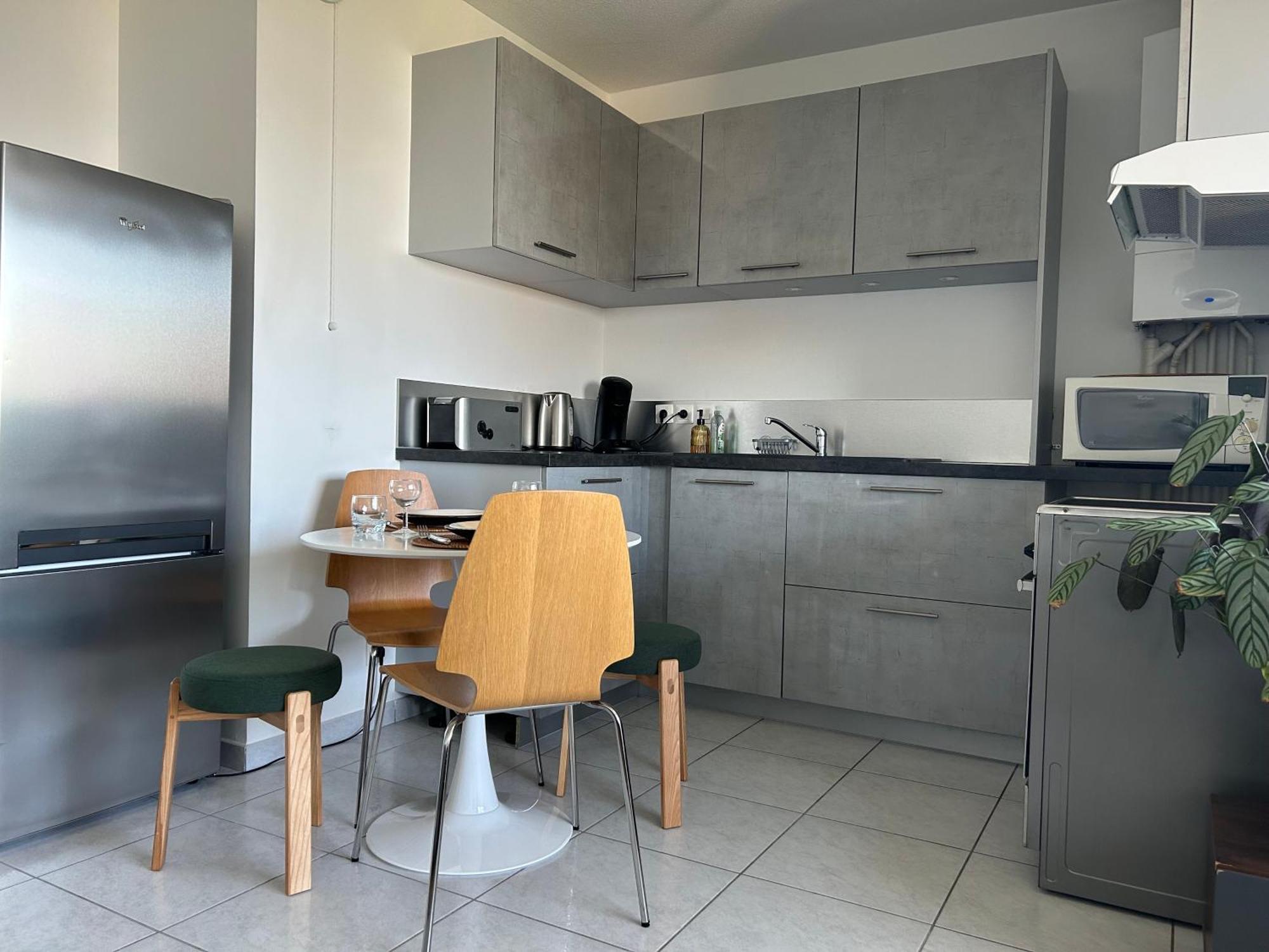 Jolie Vue Au Calme Apartment เอวิยงเลบานส์ ภายนอก รูปภาพ